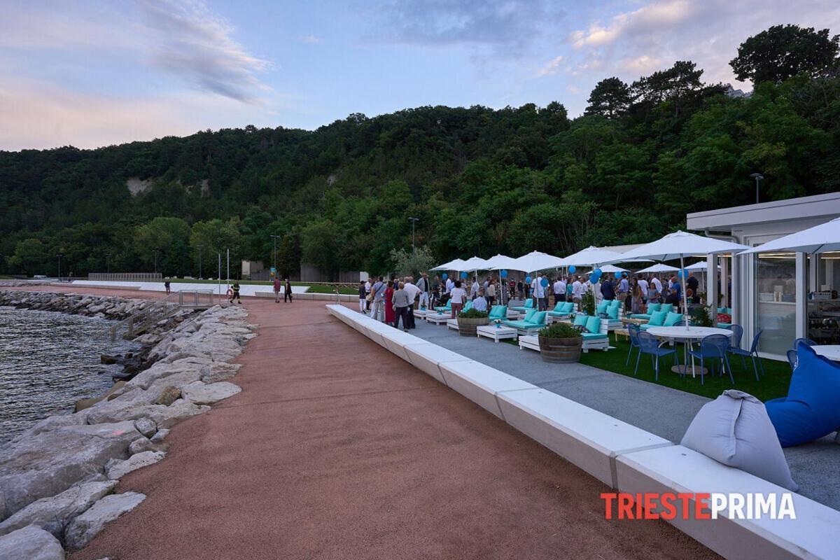 Villa Ambrosia Múggia Esterno foto